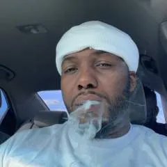 Tharuboy1 photo on Jungo Live