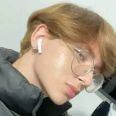 Gabrrr9 photo on Jungo Live