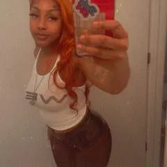 Ellie photo on Jungo Live