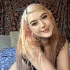 Emilycastila photo on Jungo Live