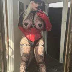 Misspoison Candi photo on Jungo Live