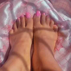 Goddesslou photo on Jungo Live