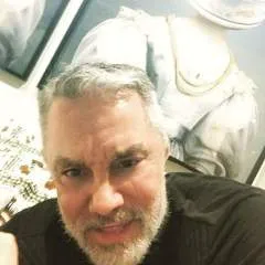 Davies photo on Jungo Live