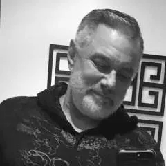 Davies photo on Jungo Live