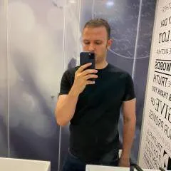 Tomi photo on Jungo Live