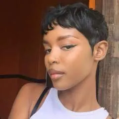 Sara photo on Jungo Live