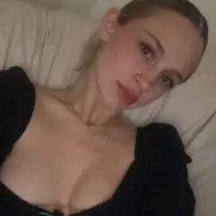 Naomi photo on Jungo Live