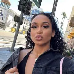 Angelina photo on Jungo Live