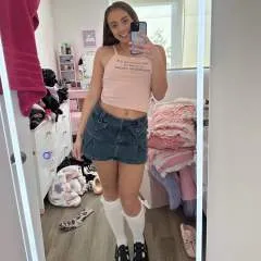 Stephanie photo on Jungo Live