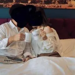 Yet 09 photo on Jungo Live