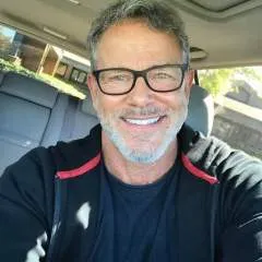 Mark Perry photo on Jungo Live