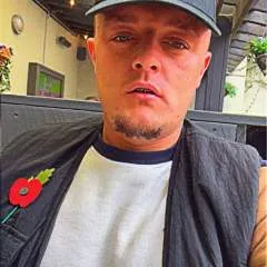 Josh photo on Jungo Live