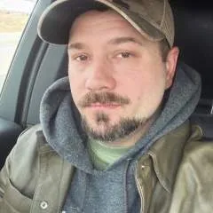 Benjamin photo on Jungo Live