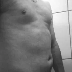 Barebones photo on Jungo Live