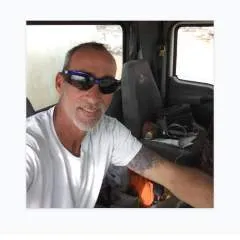 Riskybusiness photo on Jungo Live