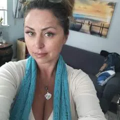 Shellinahole photo on Jungo Live