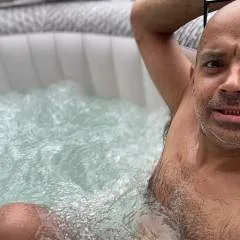 Lickalot photo on Jungo Live