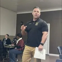 Chrishowell........ photo on Jungo Live