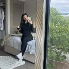 Les_ley photo on Jungo Live