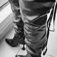 Goddessdee photo on Jungo Live