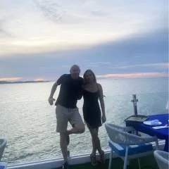 Ready2mingle photo on Jungo Live