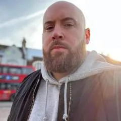 Robin photo on Jungo Live