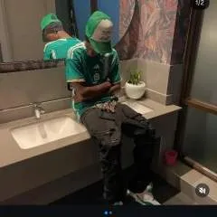 Larky photo on Jungo Live