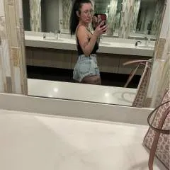 Hxneyy photo on Jungo Live