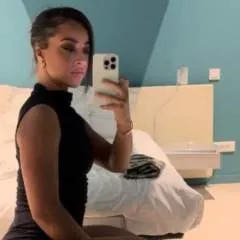 Sarah photo on Jungo Live