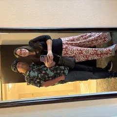 Shy&red photo on Jungo Live