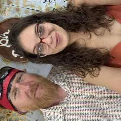 Shy&red photo on Jungo Live