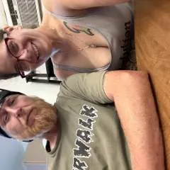 Shy&red photo on Jungo Live