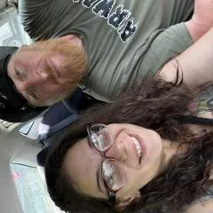 Shy&red photo on Jungo Live