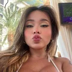 Emily photo on Jungo Live