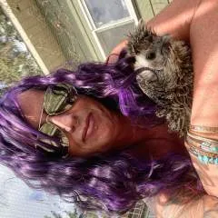 Shel photo on Jungo Live