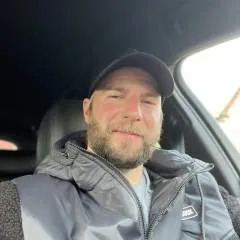 Ethan photo on Jungo Live