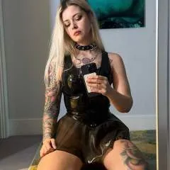 Dominantstacy photo on Jungo Live