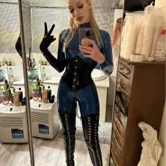 Mistress photo on Jungo Live