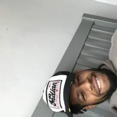 Huggz photo on Jungo Live