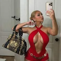 Goddesssofia photo on Jungo Live