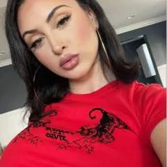 Goddesssofia photo on Jungo Live