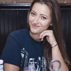 Bond Age photo on Jungo Live