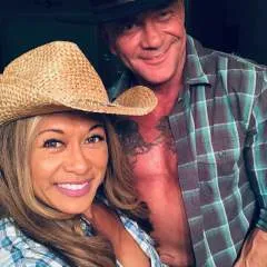 F84us2m8 photo on Jungo Live