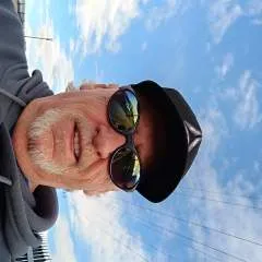 Greg photo on Jungo Live