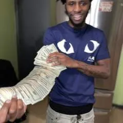 Rossmoney photo on Jungo Live