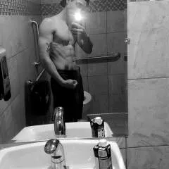 912.swingers photo on Jungo Live