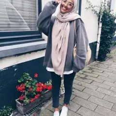 Sarah.... photo on Jungo Live