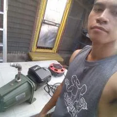 Rycen Camacho Navarro Fb photo on Jungo Live