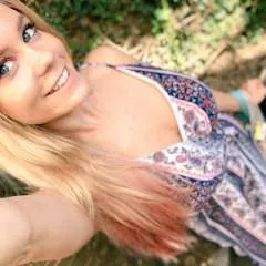 Angielove photo on Jungo Live