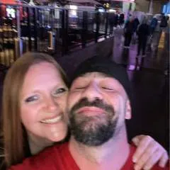 Zoom photo on Jungo Live